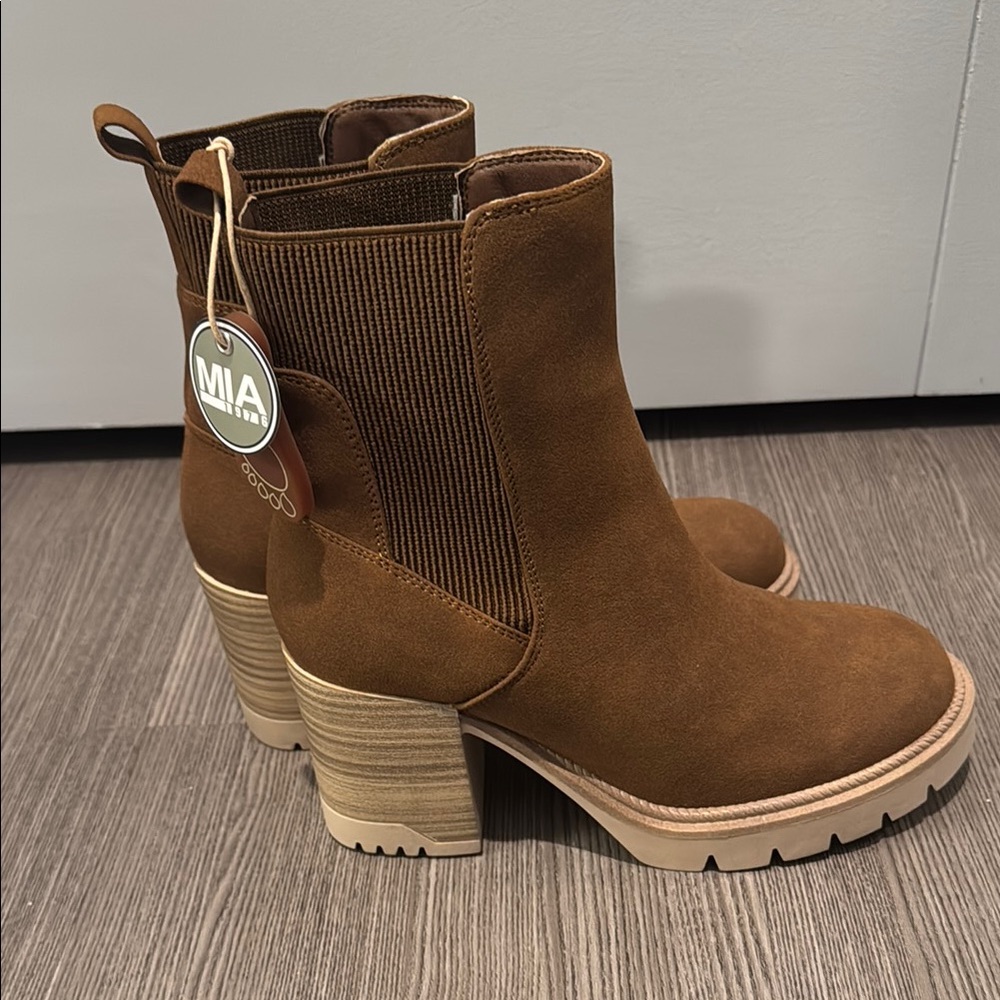 MIA Women's Brown Ankle Boots